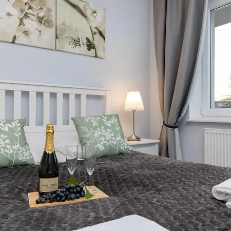 Апартаменти Apartment Przy Plazy Spacerowa By Renters Колобжег