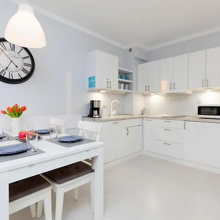 Apartment Przy Plazy Spacerowa By Renters Апартаменти *