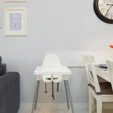 Apartment Przy Plazy Spacerowa By Renters Апартаменти